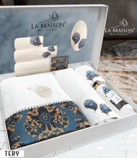 Подарочный набор полотенец с духами La Maison Tery