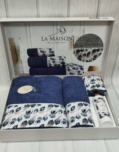 Подарочный набор полотенец с духами La Maison Izza
