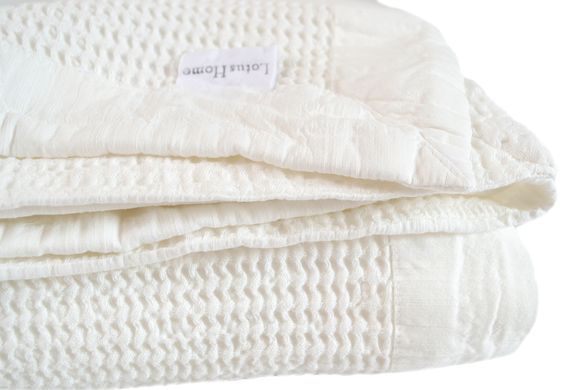Покрывало Lotus Home Rius off white молочный 240х260