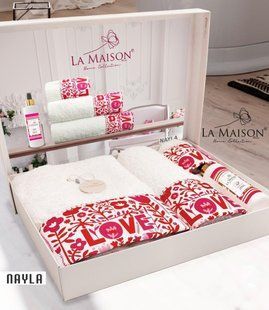 Подарочный набор полотенец с духами La Maison Nayla